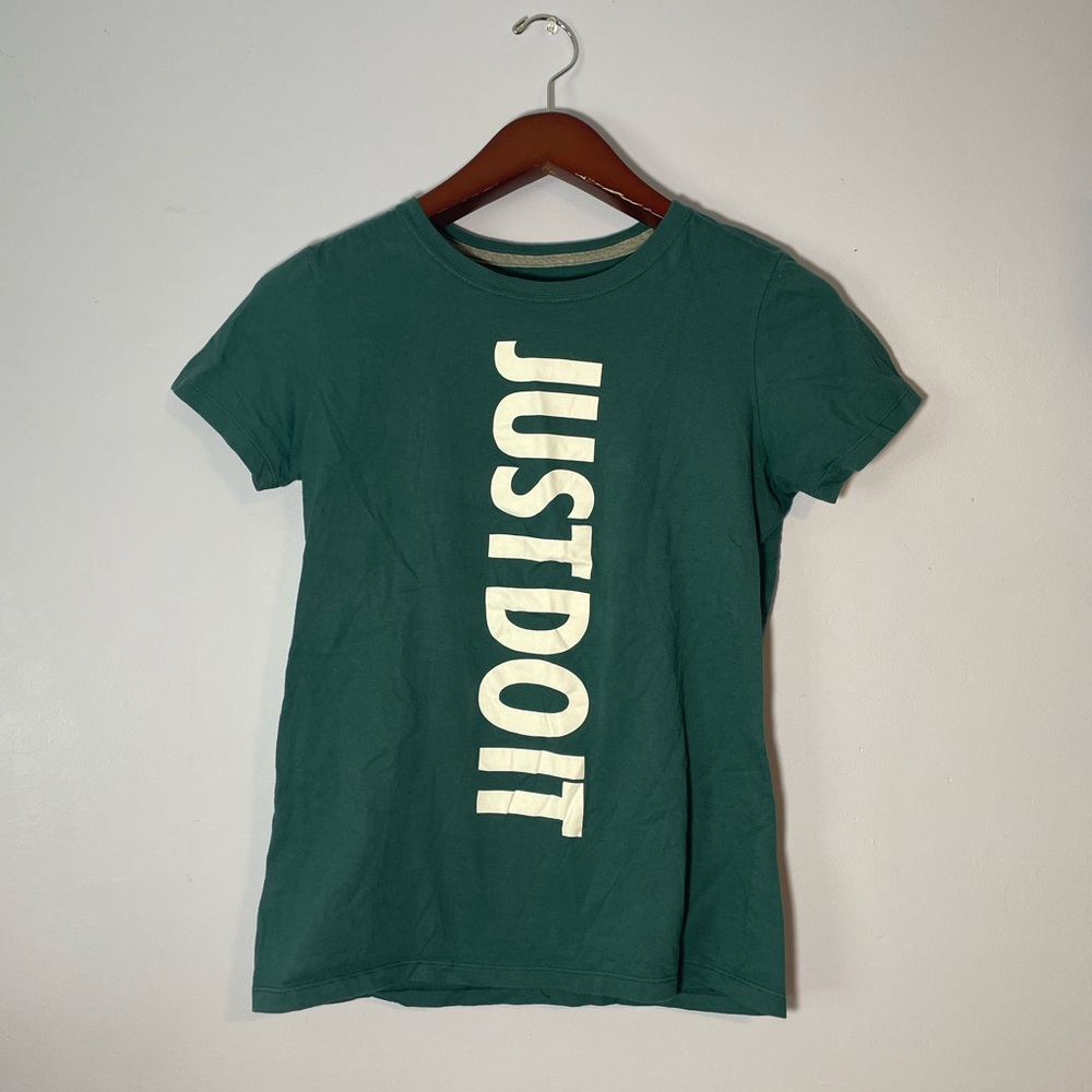 Nike T-Shirt